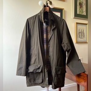SIZE 40/MEDIUM Barbour Classic Beaufort® Wax Jacket